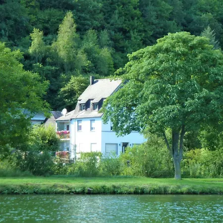 Haus Moselwiese Apartamento Alf