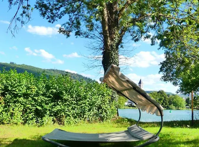 Haus Moselwiese 公寓 *